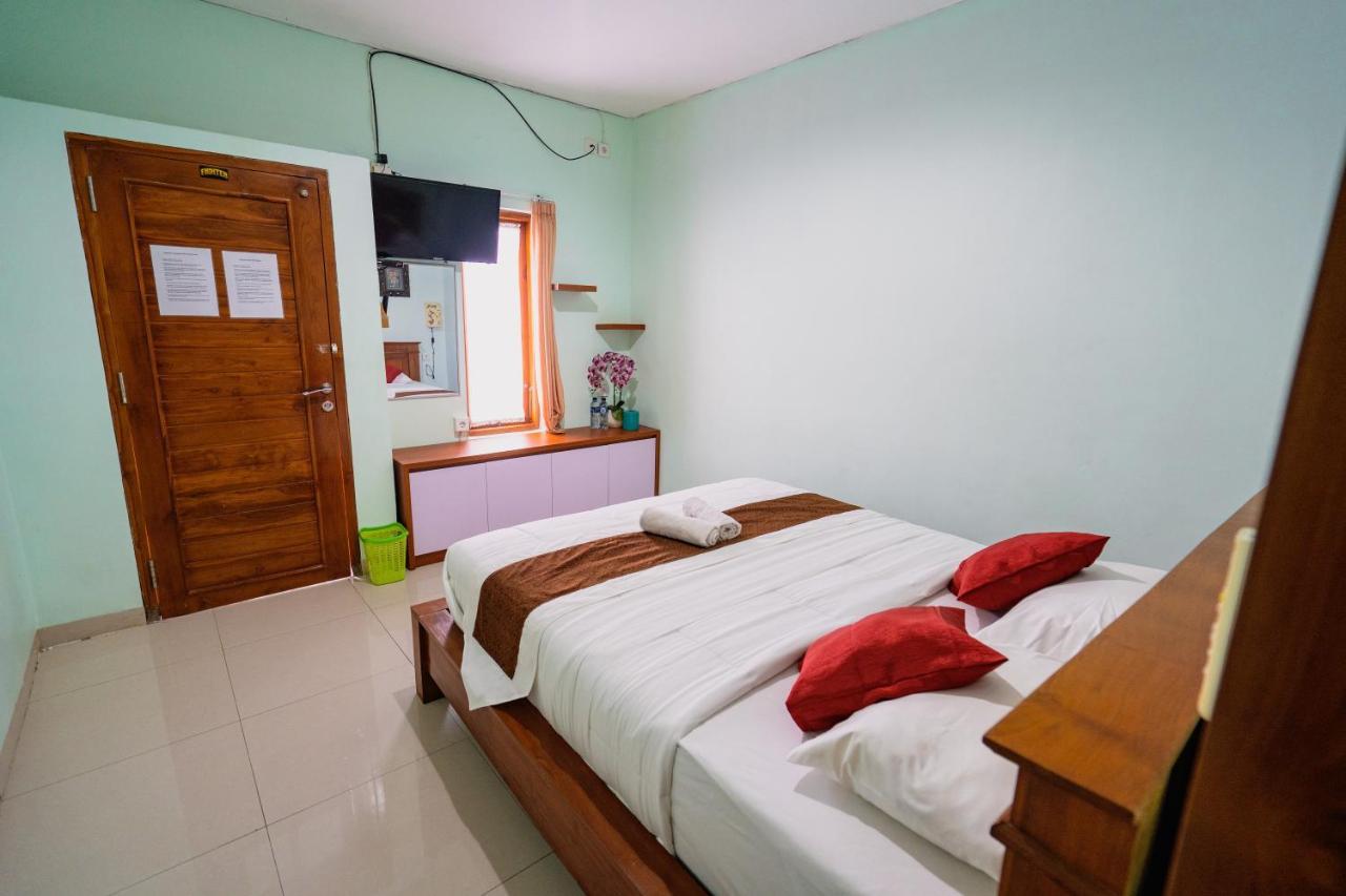 Guesthouse Cempaka Putih 세미냑 외부 사진