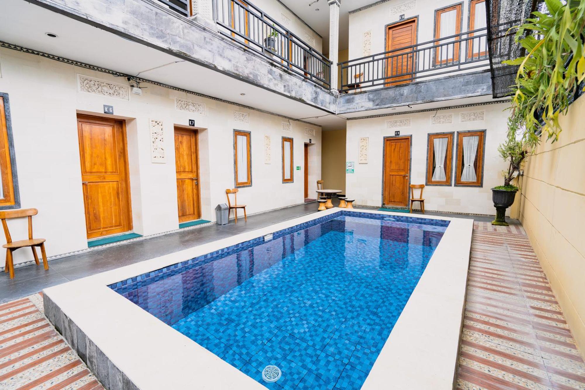 Guesthouse Cempaka Putih 세미냑 외부 사진